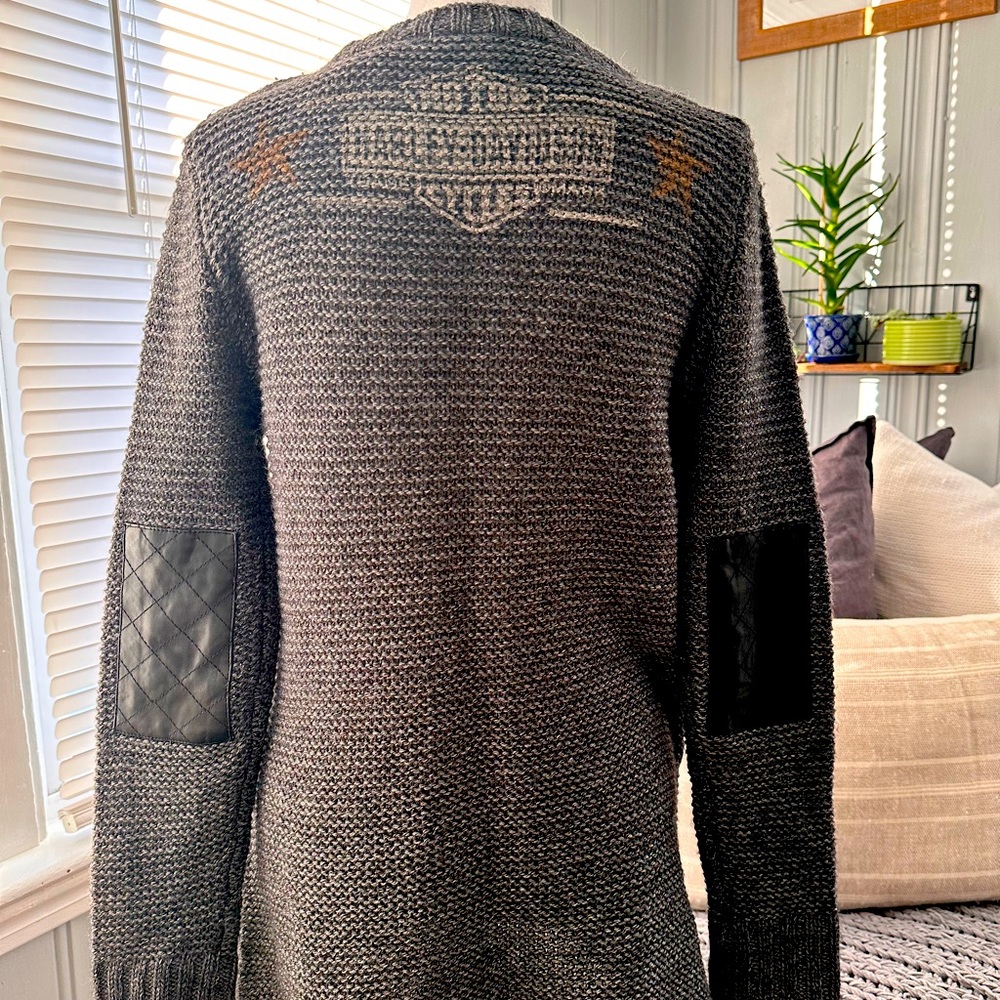 Genuine Women’s Harley Davidson sweater 🖤🧡🖤